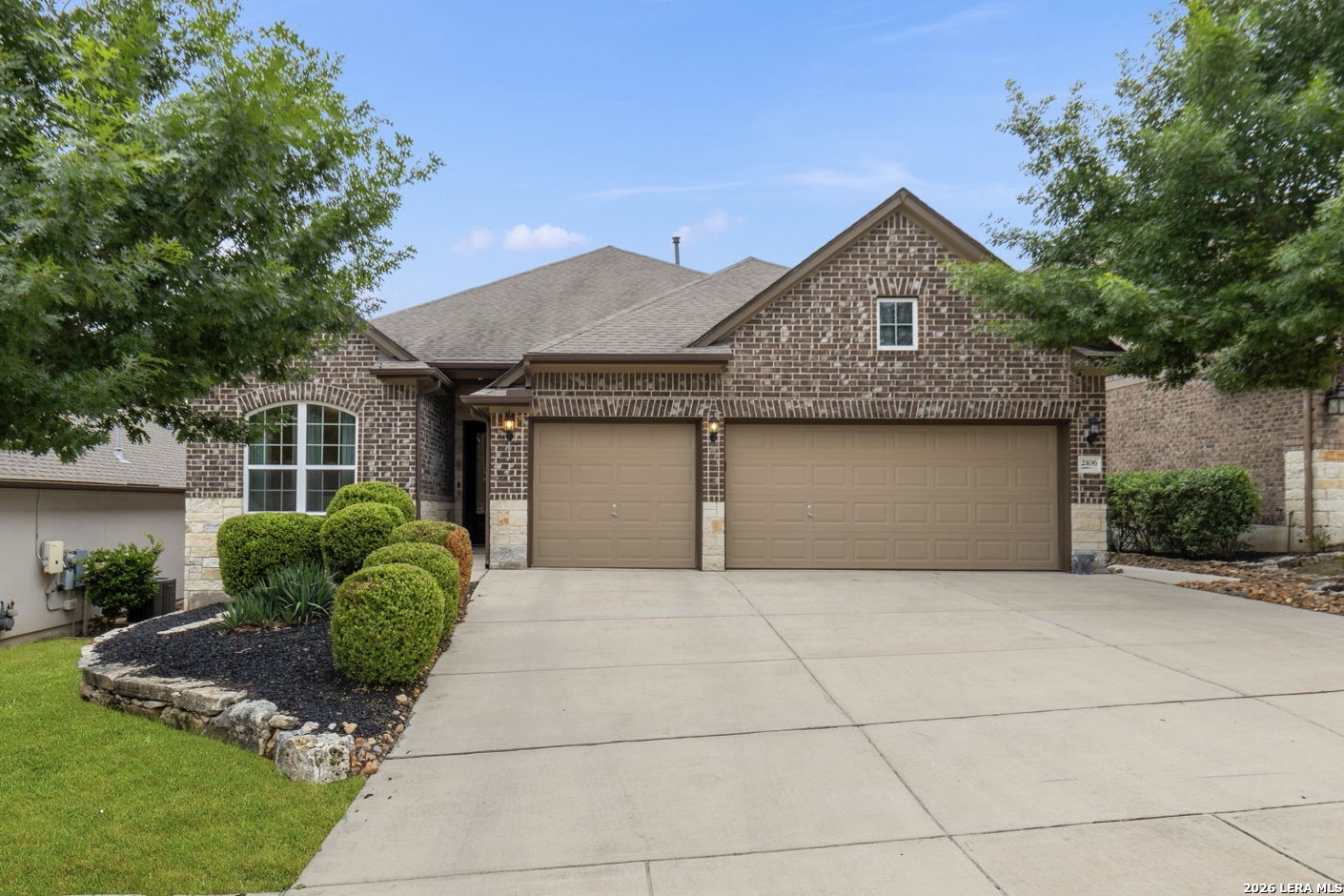 2106 Silent Fox San Antonio TX 78260