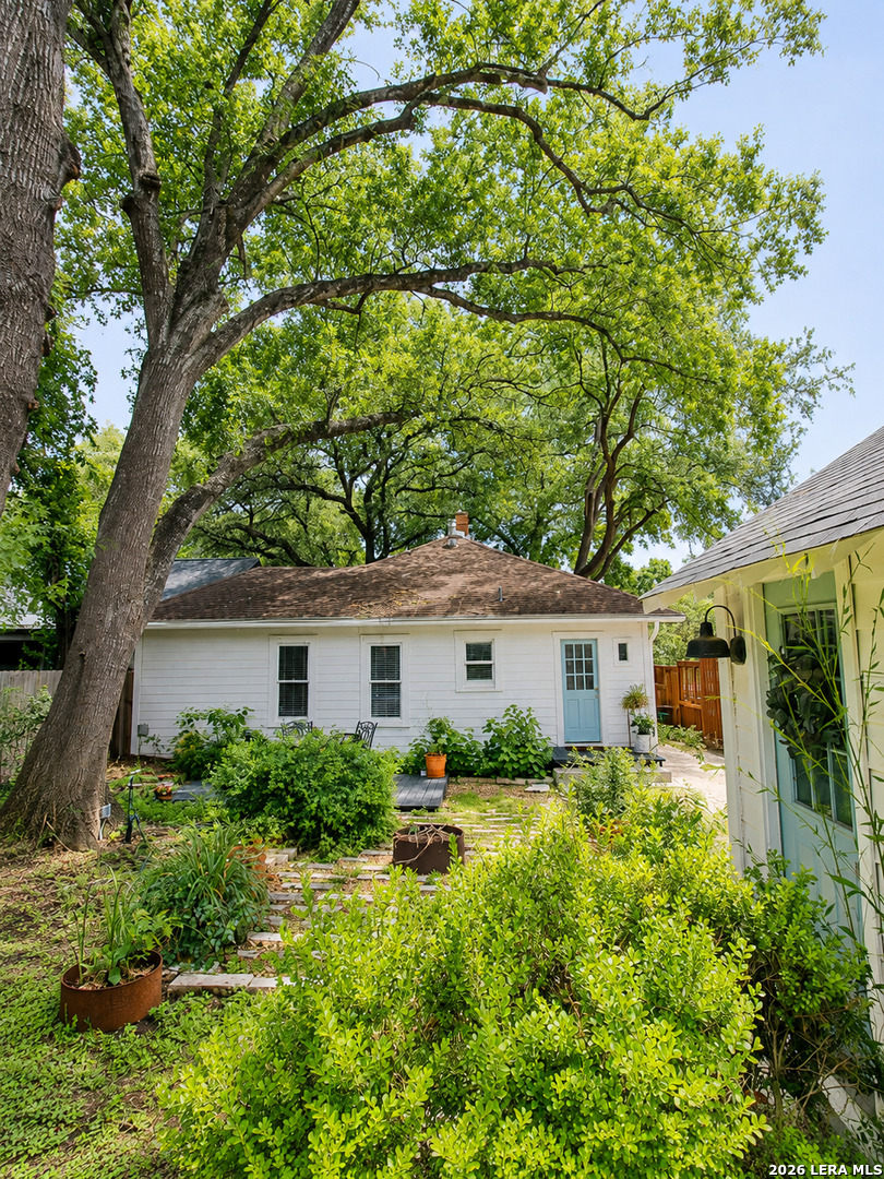 211 Montclair Street Alamo Heights TX 78209