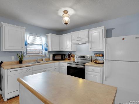 11122 Indian Canyon San Antonio TX 78252