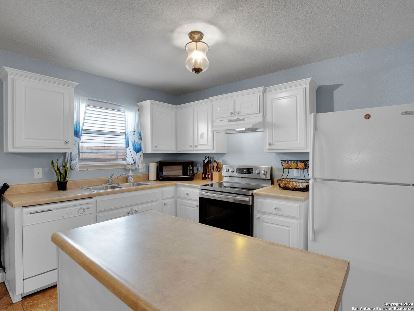11122 Indian Canyon San Antonio TX 78252
