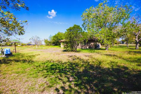 2544 Mari Gail Street Beeville TX 78102