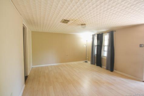 2544 Mari Gail Street Beeville TX 78102