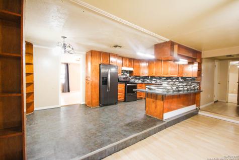 2544 Mari Gail Street Beeville TX 78102