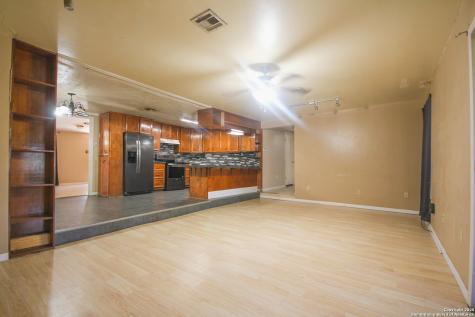 2544 Mari Gail Street Beeville TX 78102