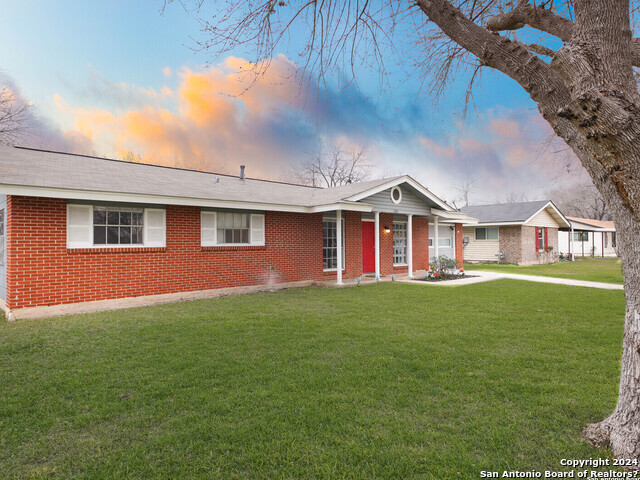 7335 Brook Valley Drive San Antonio TX 78242