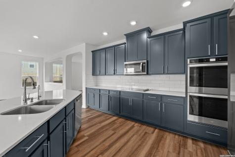 2322 Themis Way San Antonio TX 78245