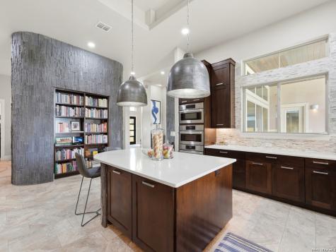 8030 Sky Vista San Antonio TX 78266