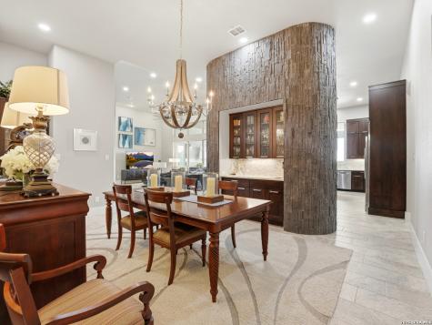 8030 Sky Vista San Antonio TX 78266
