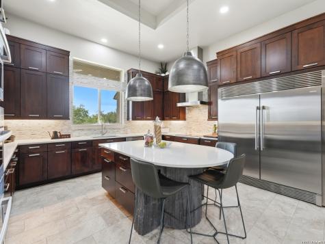 8030 Sky Vista San Antonio TX 78266