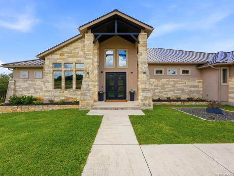 8030 Sky Vista San Antonio TX 78266