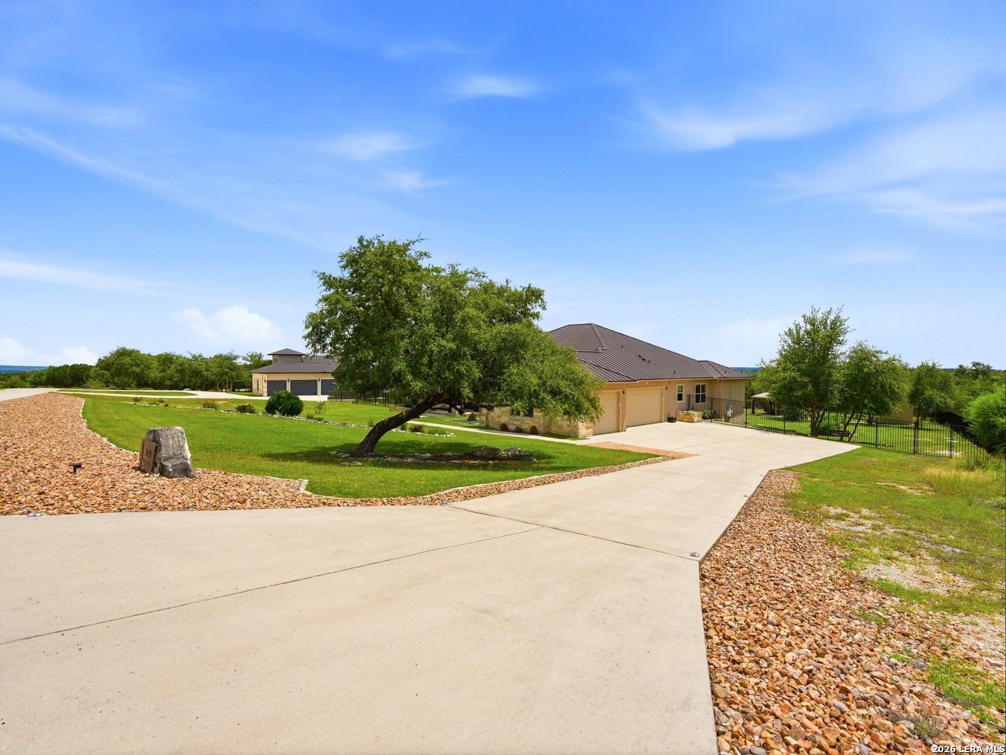 8030 Sky Vista San Antonio TX 78266