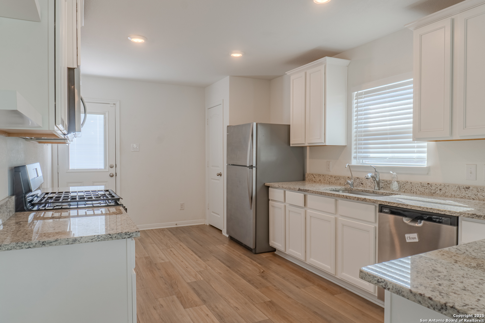 12114 Luckey Villa San Antonio TX 78252