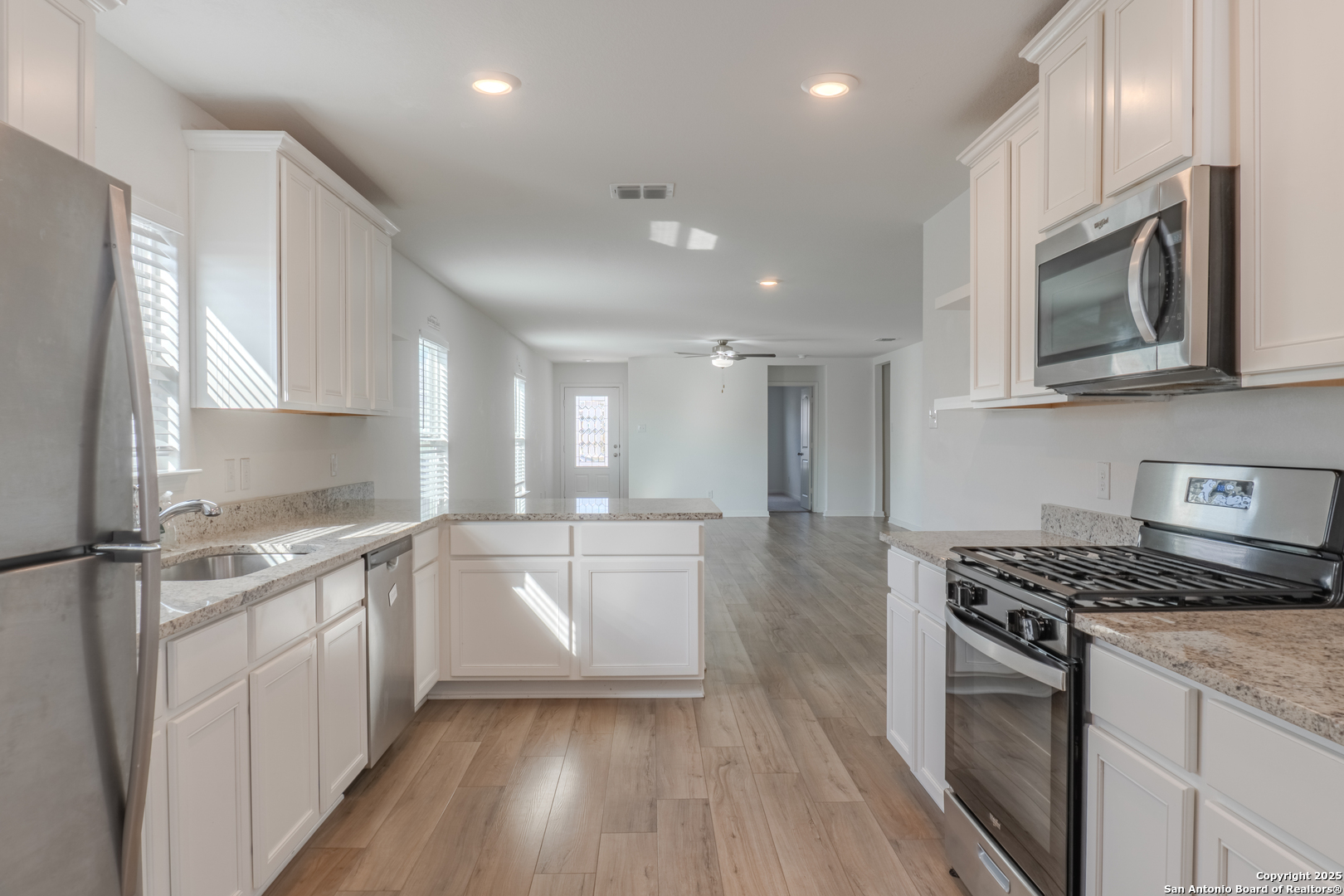 12114 Luckey Villa San Antonio TX 78252