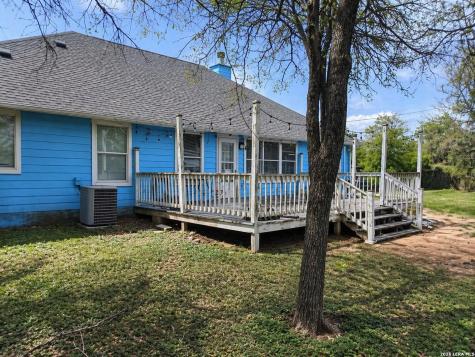 132 Enchanted Cove Cedar Creek TX 78612