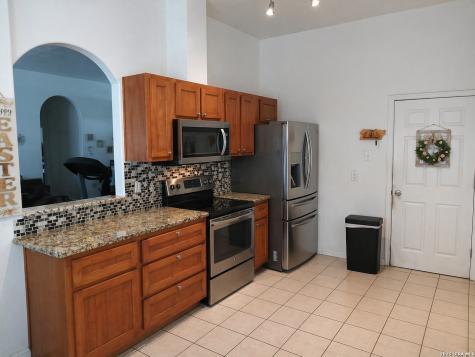 132 Enchanted Cove Cedar Creek TX 78612