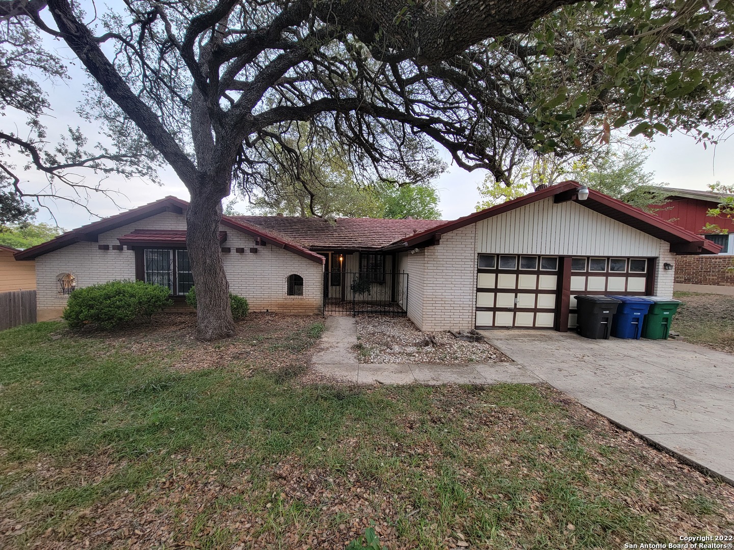 5618 Lon Chaney Drive San Antonio TX 78240
