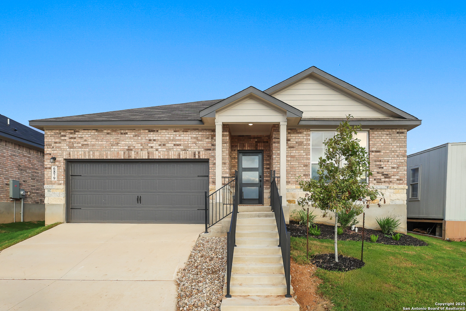 6879 Comanche Cave San Antonio TX 78247