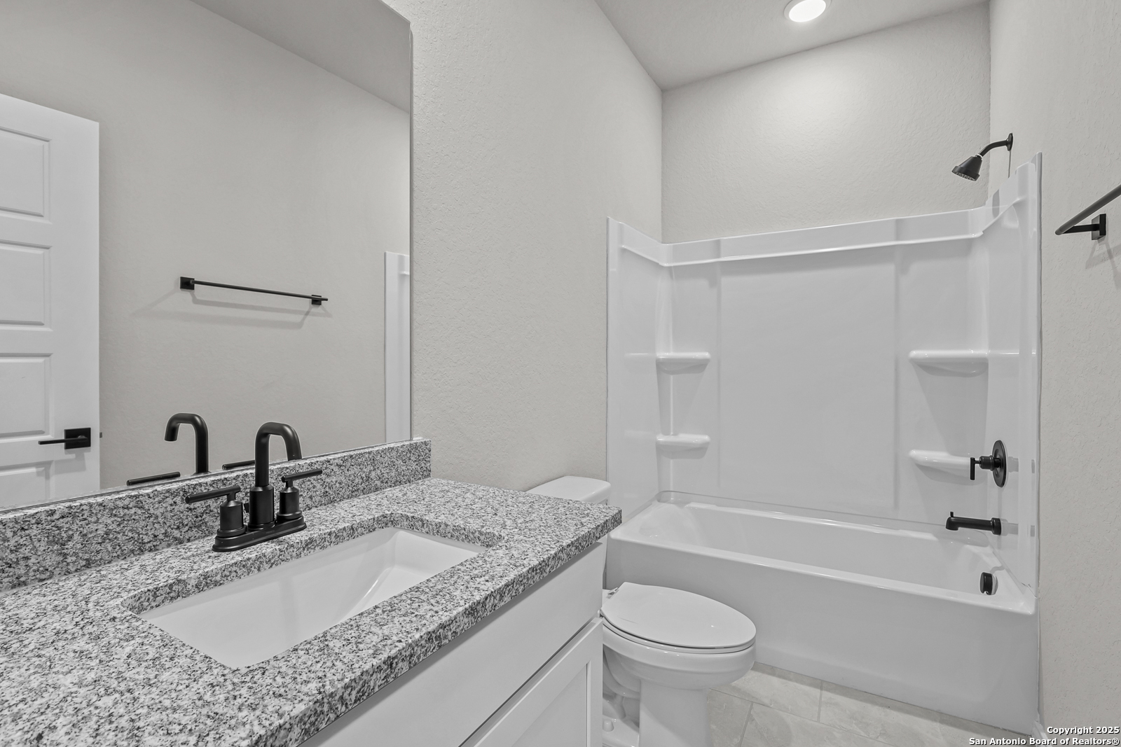 6879 Comanche Cave San Antonio TX 78247