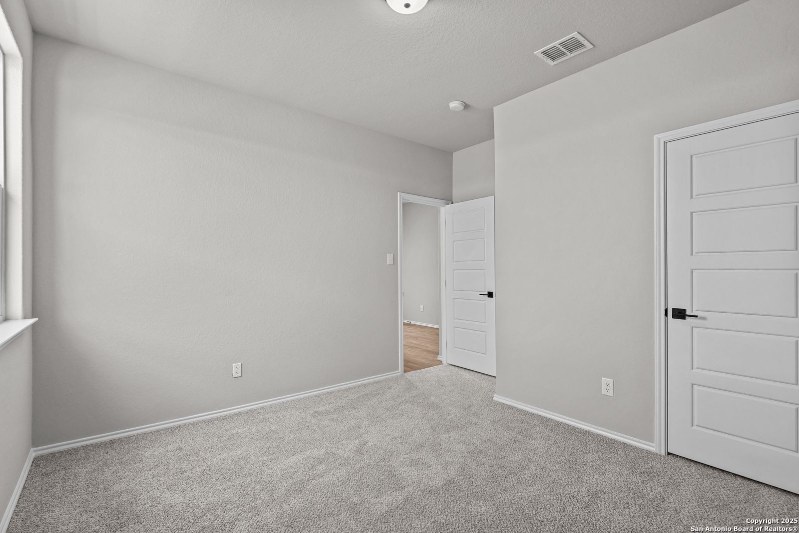 6879 Comanche Cave San Antonio TX 78247