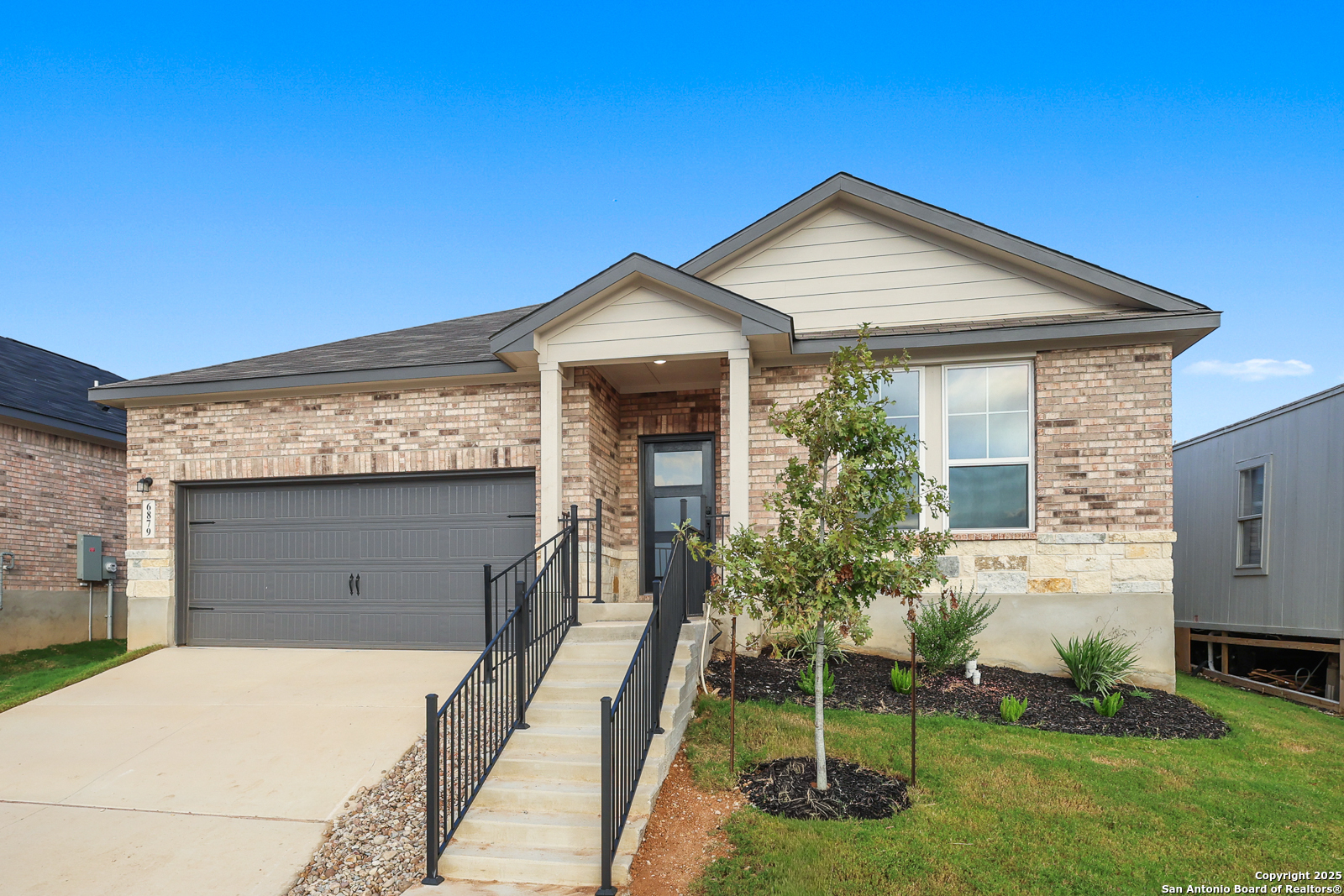 6879 Comanche Cave San Antonio TX 78247