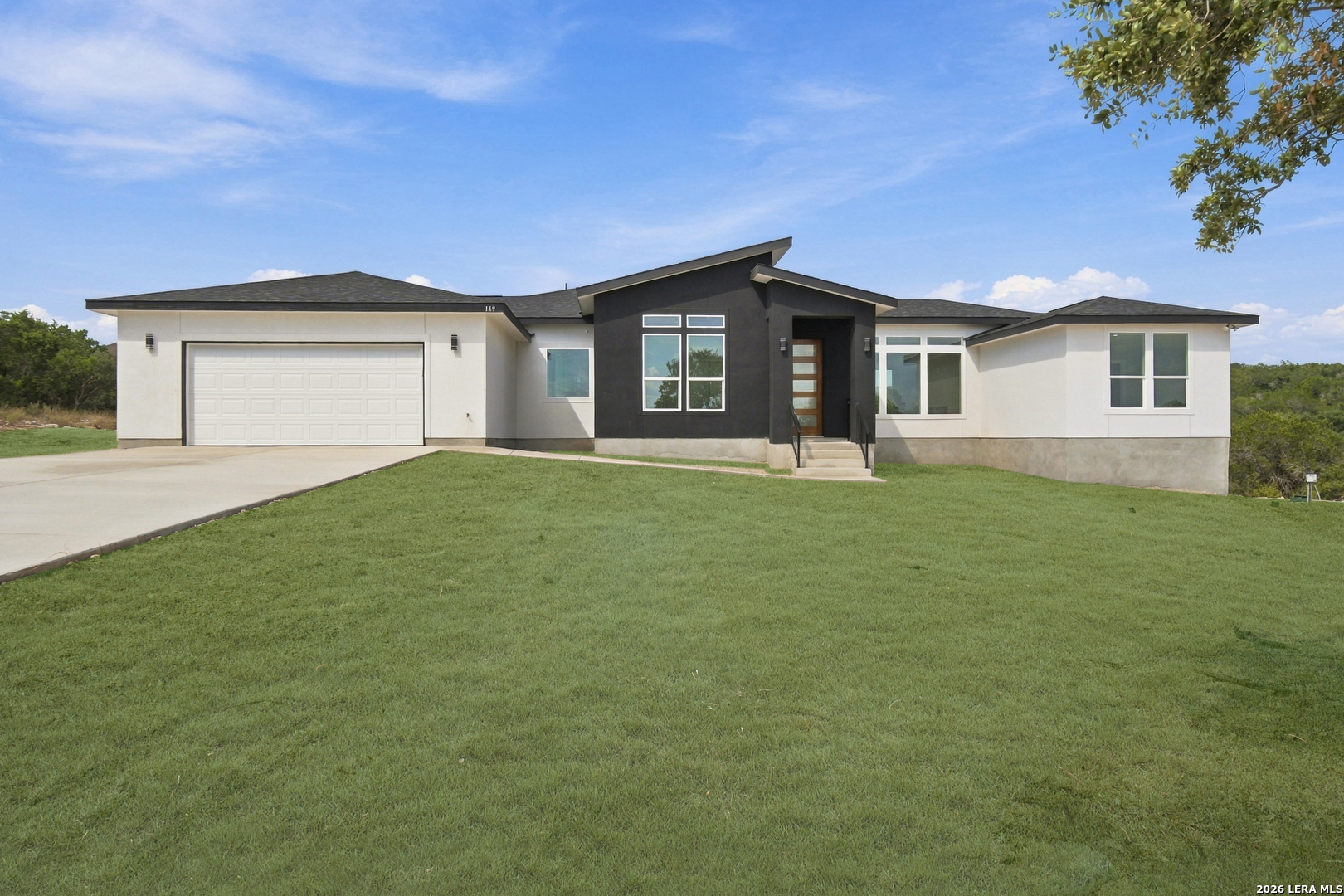 149 County Road 2809 Mico TX 78056