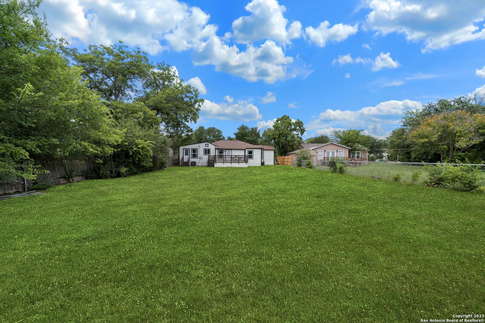 122 Larchmont Drive San Antonio TX 78209