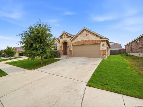 233 Holland Park Schertz TX 78108