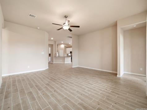 233 Holland Park Schertz TX 78108