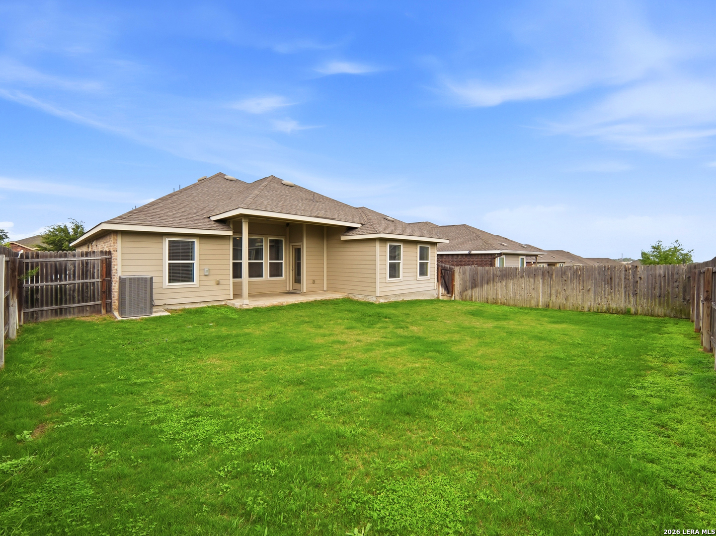 233 Holland Park Schertz TX 78108