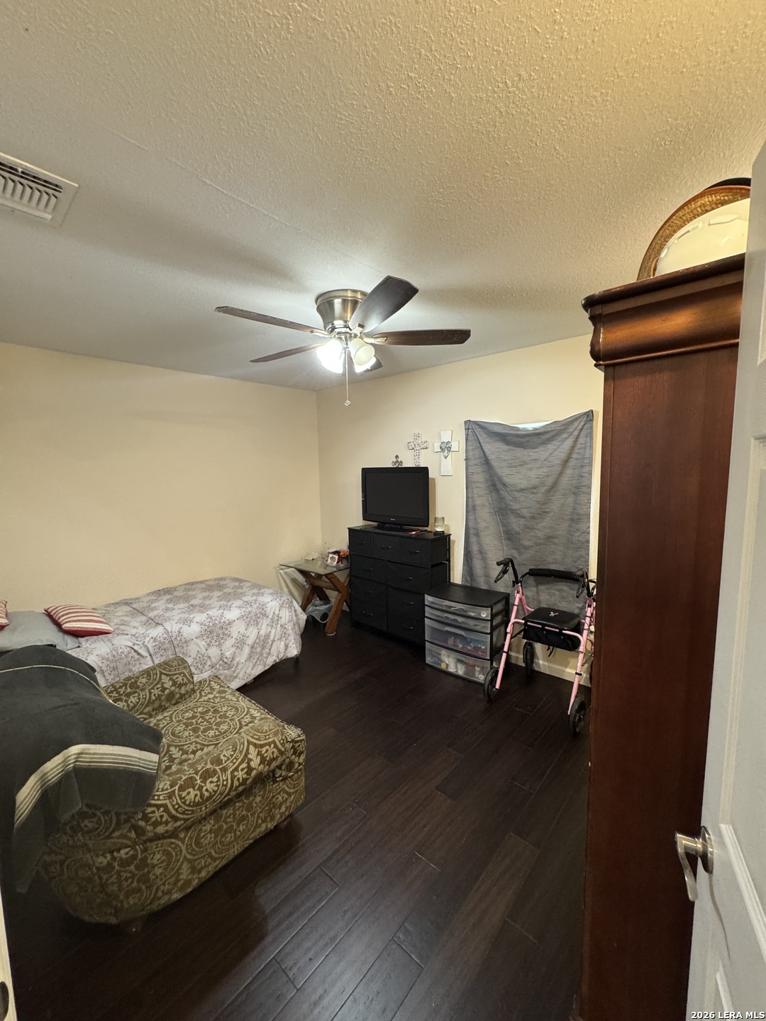 8811 Dale Vly Drive San Antonio TX 78227