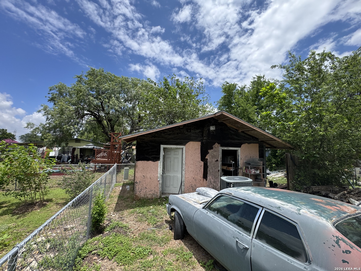 8811 Dale Vly Drive San Antonio TX 78227