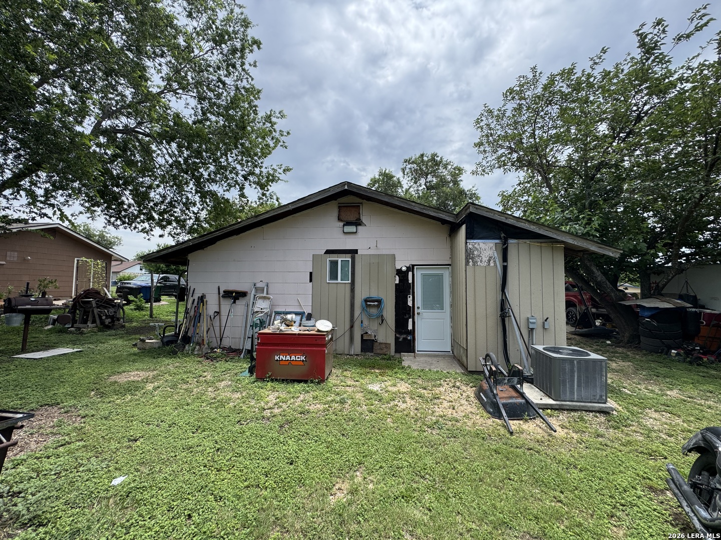 8811 Dale Vly Drive San Antonio TX 78227