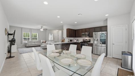 1053 Esplanade Parkway San Marcos TX 78666