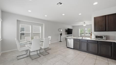 1053 Esplanade Parkway San Marcos TX 78666