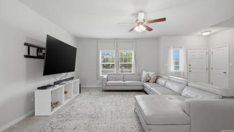 1053 Esplanade Parkway San Marcos TX 78666