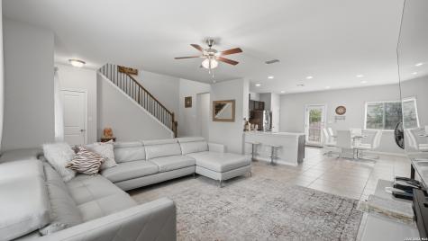 1053 Esplanade Parkway San Marcos TX 78666