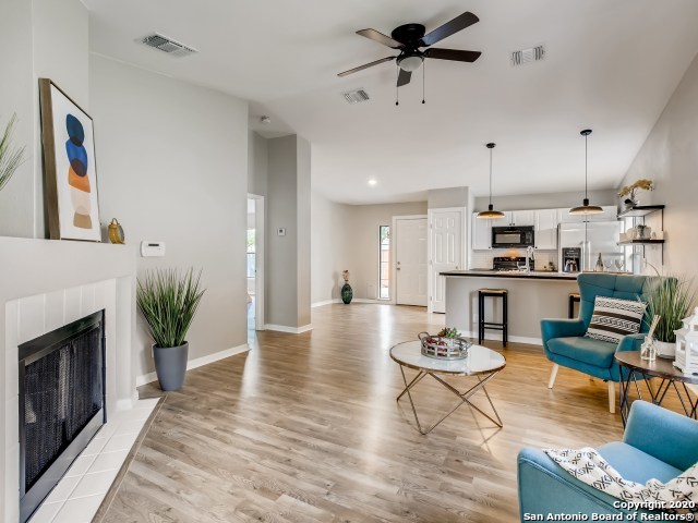 4035 Fire Sun San Antonio TX 78244