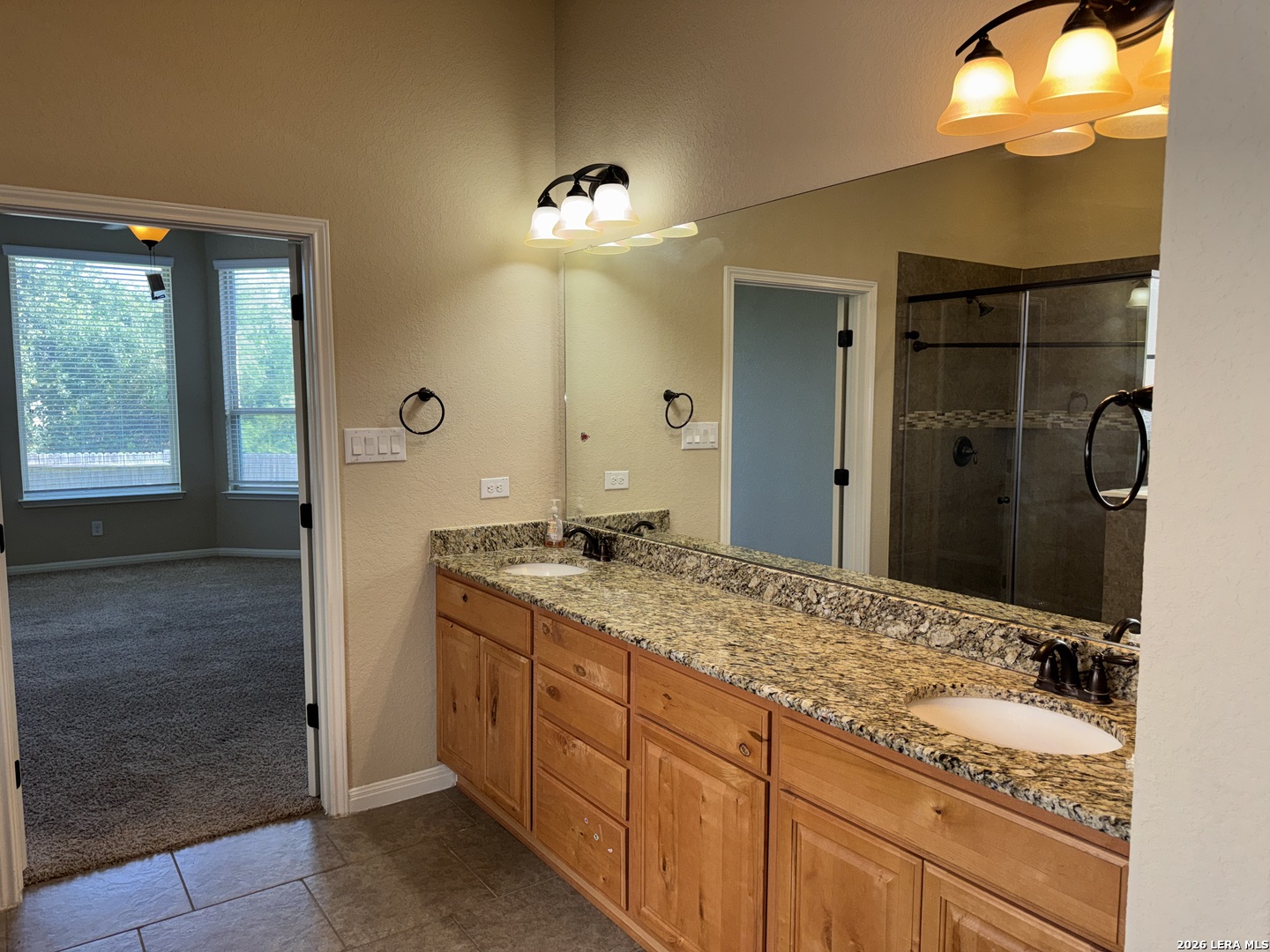 9827 Catell Boerne TX 78006