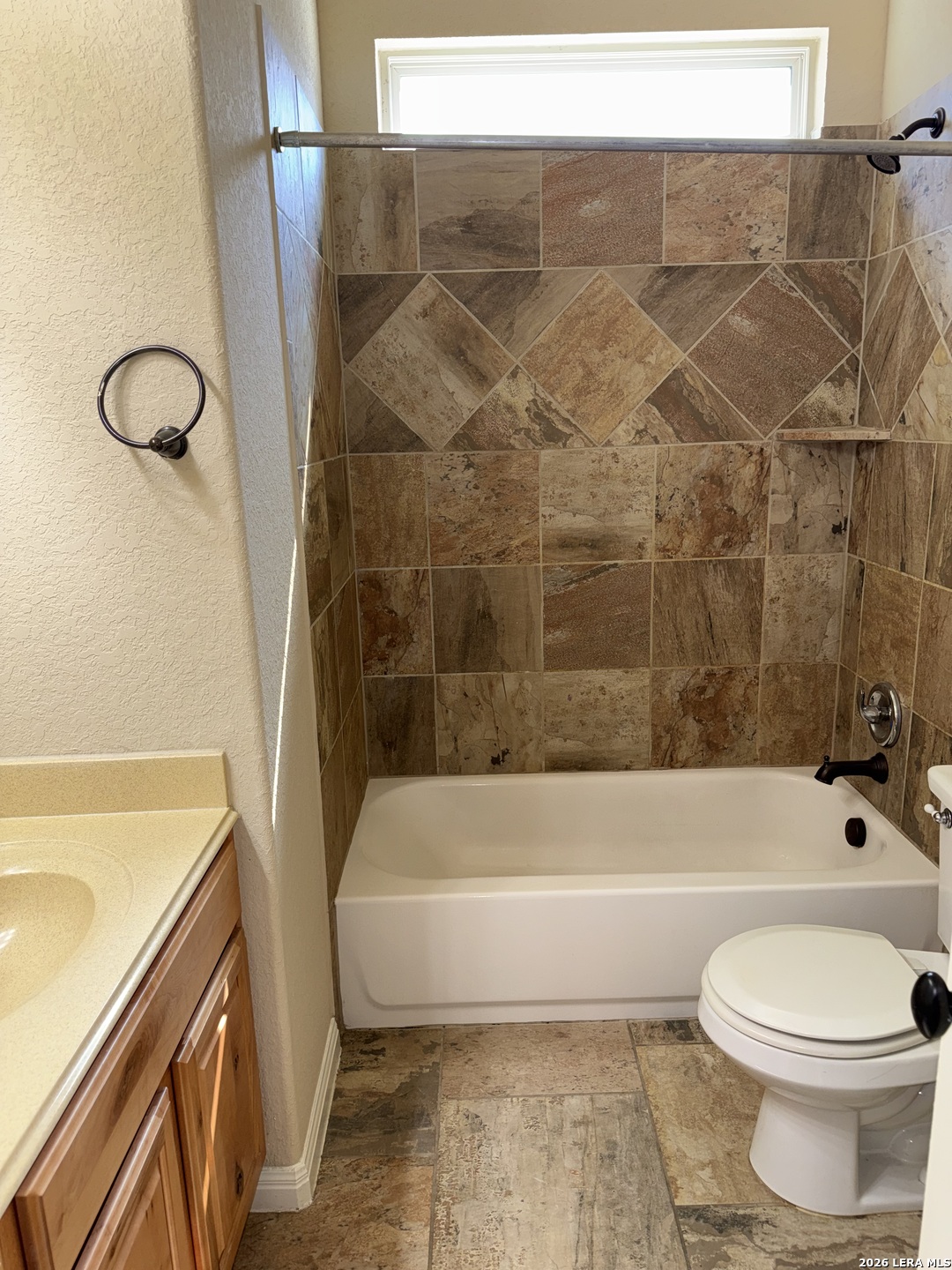 9827 Catell Boerne TX 78006