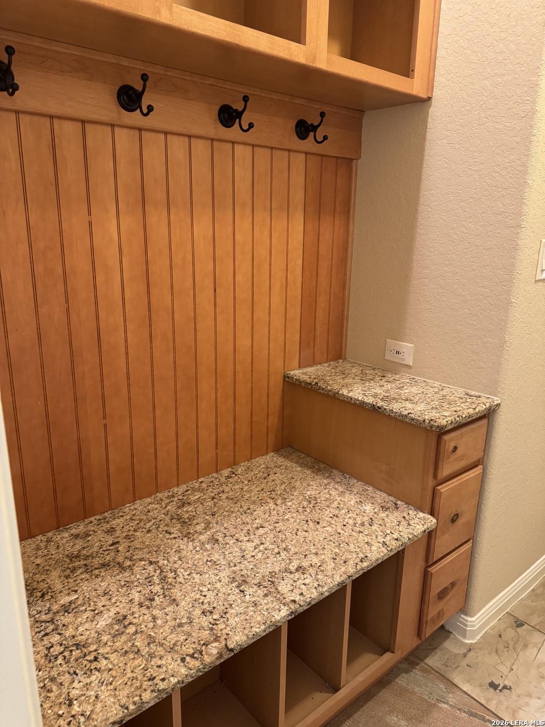 9827 Catell Boerne TX 78006
