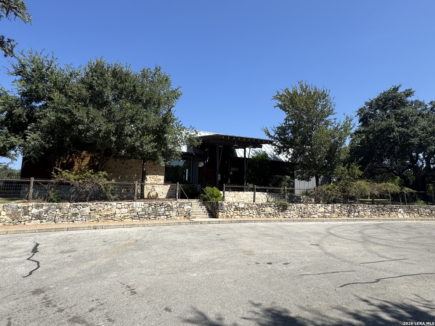 9827 Catell Boerne TX 78006