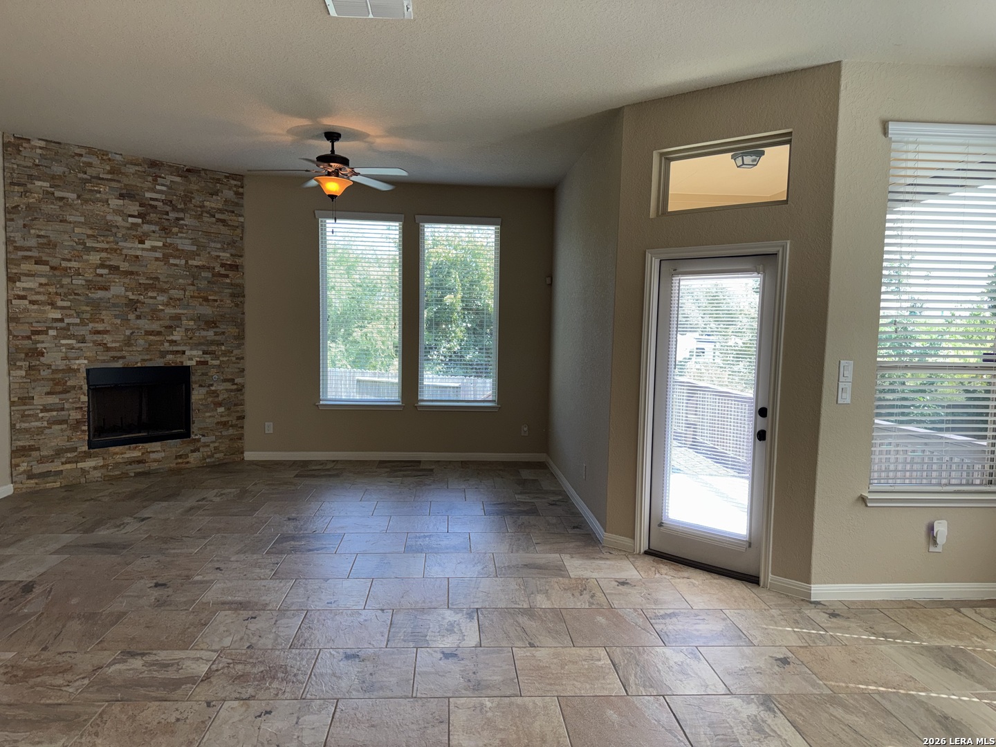 9827 Catell Boerne TX 78006