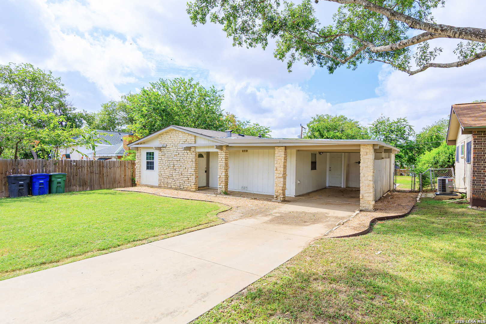 4442 Summer Sun Lane San Antonio TX 78217