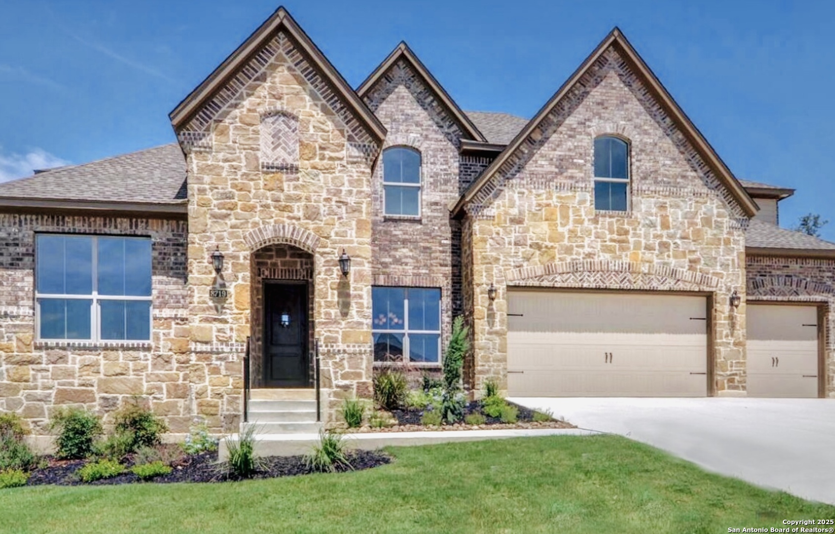 8719 Versant Bluff Boerne TX 78015