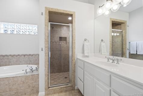 151 Village Canyon Lake TX 78133