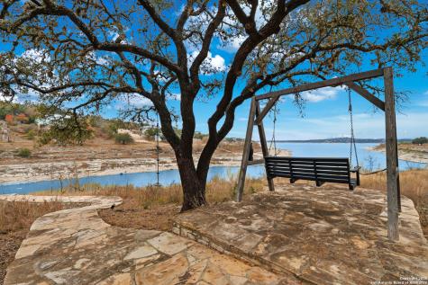 151 Village Canyon Lake TX 78133