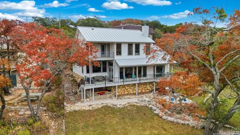 151 Village Canyon Lake TX 78133