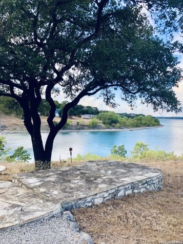 151 Village Canyon Lake TX 78133