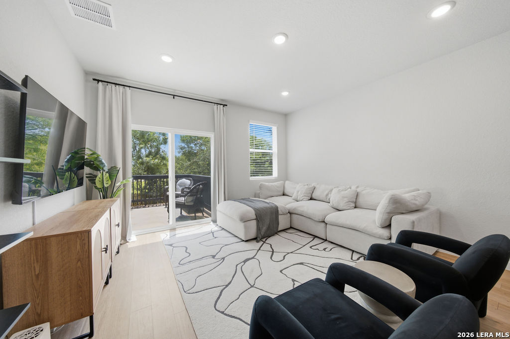 5402 Tourmaline Loop San Antonio TX 78222