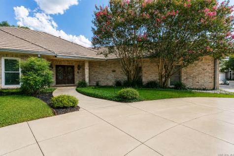 91 Granburg Circle San Antonio TX 78218